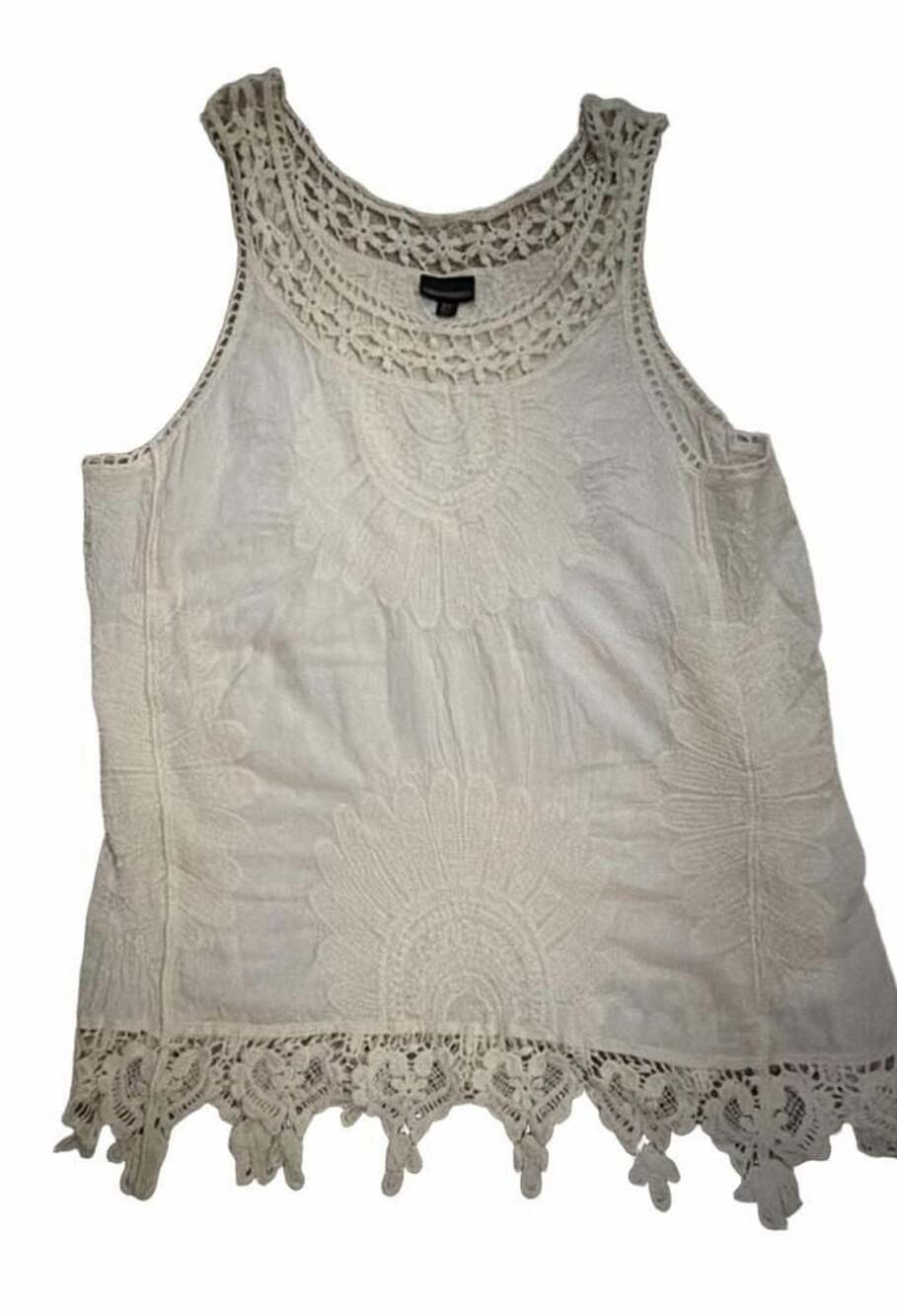 Coco + Carmen Cream Crochet Trim Sleeveless Tank Top with Fringe Hem Size S/M